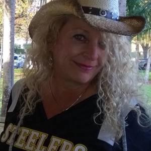 Meet your Posher, Pam